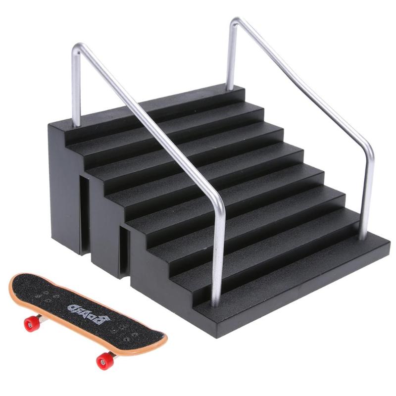 Training Games Finger Skating Board with Ramp Parts Track Kids Toys Gift kate Park Fingerboard Mini Skateboard Toys