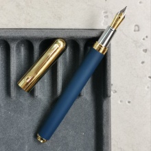 RARE Vintage HERO 395 Fountain Pen Ink pen Matte Navy Blue Barrel With Gold Cap Stationery Office school supplies