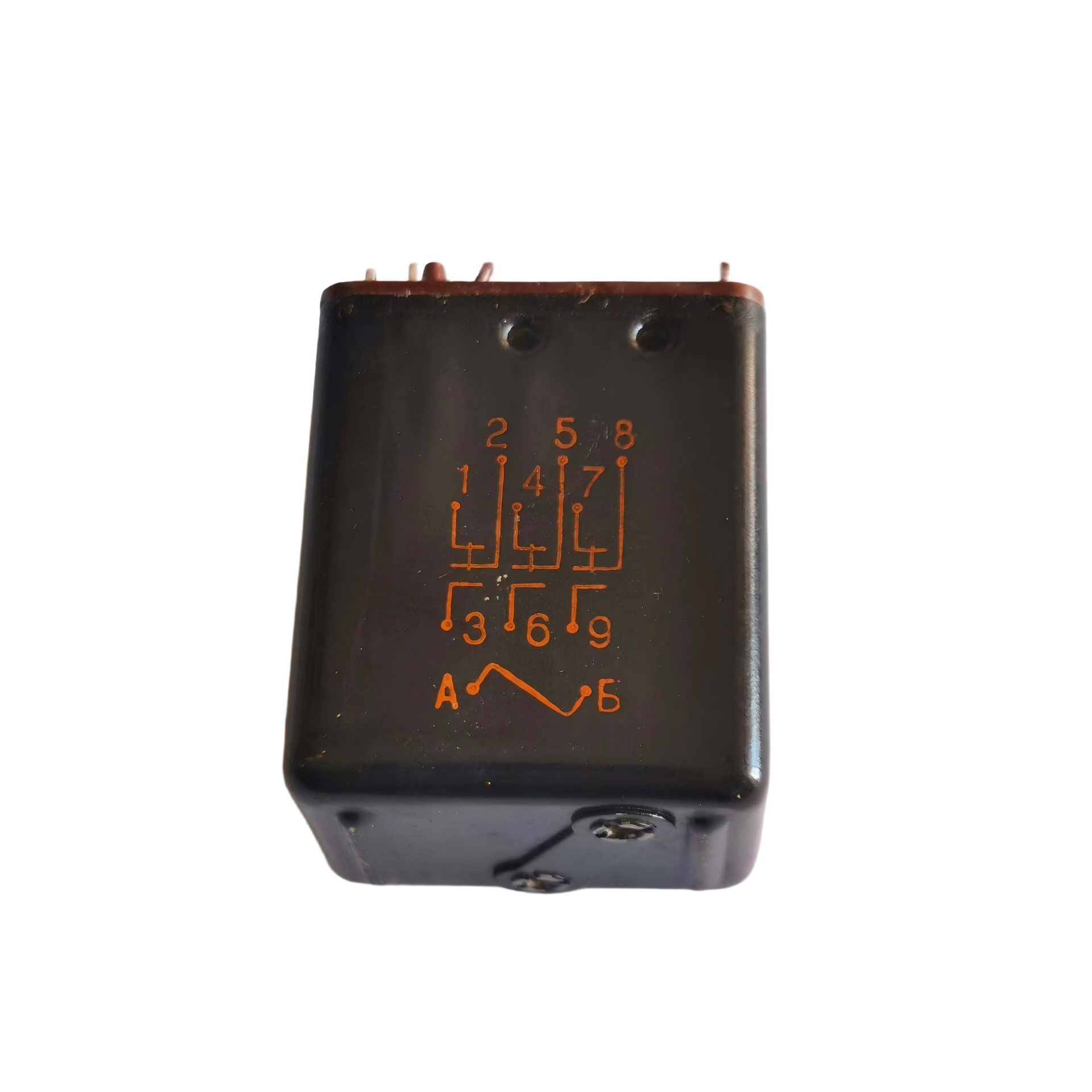 Military-Grade Relay - Side Profile and Terminal Details