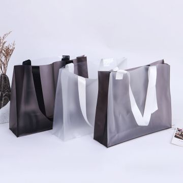 PVC Mat Clear Transparent Plastic Shopping Waterproof Promotional Gift Handbags Shopping Tote Bags Accept Customized Logo