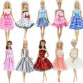 Random 5 Sets Fashion Lady Mini Outfit Daily Wear Blouse Trousers Shorts Pants Skirt Clothes for Barbie Doll Toy