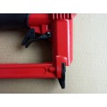 professinal high quality 1/2" air stapler 8016 pneumatic fine wire crown stapler gun, air nailer U style nails