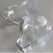 Medical Goggles With High Light Transmittance