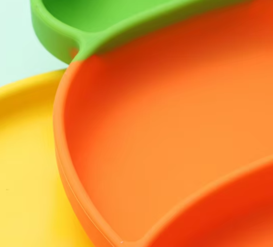 Silicone children's tableware