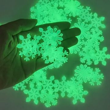 50pcs 3D Snowflake Luminous Wall Sticker Fluorescent Glow In The Dark Wall Decal For Homw Kids Room Bedroom Christmas Decor
