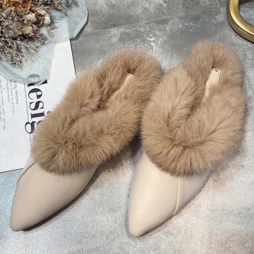 Women Furry Slippers Autumn 2021 Fashion Pointed Toe Mules For Woman Ladies Warm Fur Casual Flats Women's Shoes Female Footwear