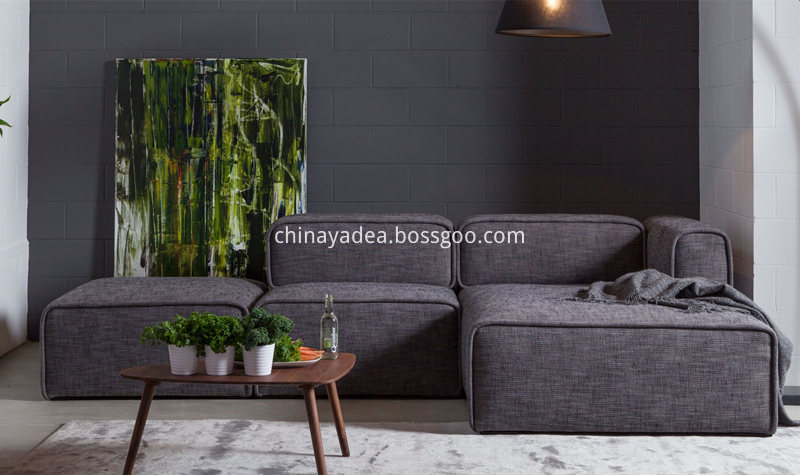 Quadra-Carbon-Gray-Right-Sectional-Sofa-View