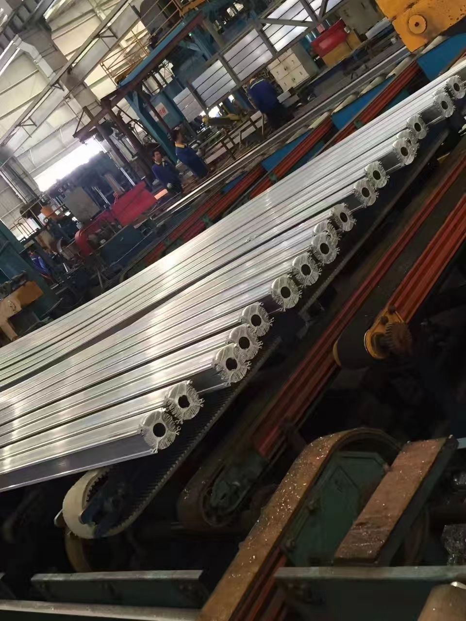 guangyuan aluminum co., ltd Aluminum Extruded Heat Sink Aluminum Extrusion Alloy Aluminum Extrusion for Sale