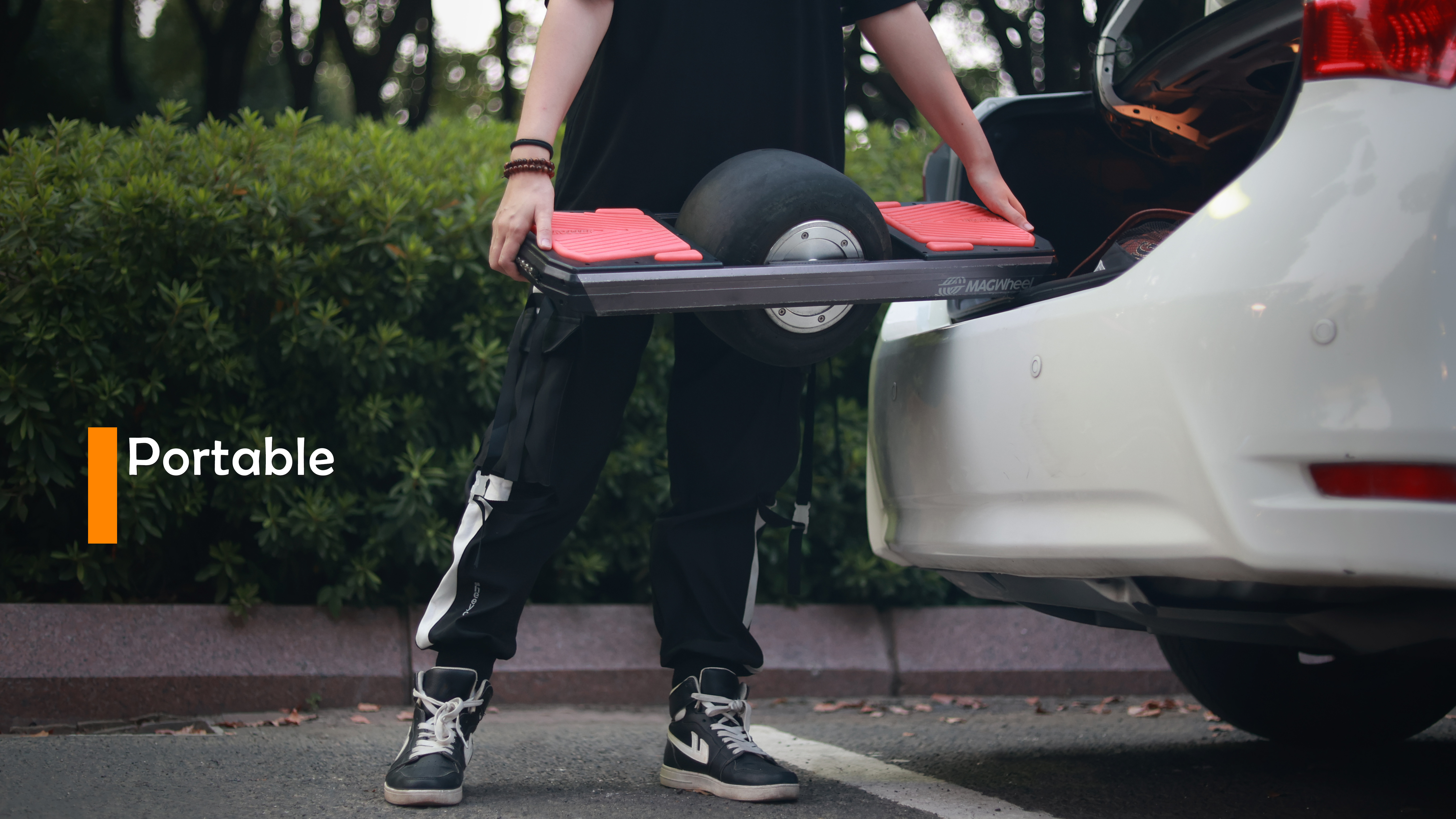 MAGWheel one wheel skateboard is super portable