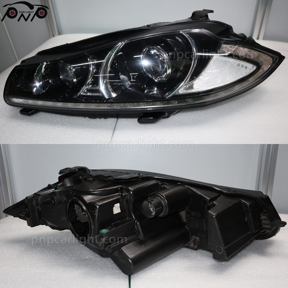 Xenon headlight for Jaguar XF 2009