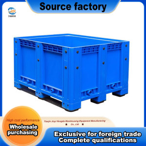 Smart Storage Solutions with Pallets and Bins
