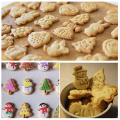 4Pcs / Set Food Grade Plastic Christmas cookie cutter, Kitchen bake Tools, Plunger Stamp Die Fondant Cake Decorating Tools
