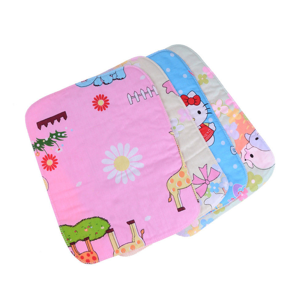 35 x 25cm Baby Reusable Nappy Sheet Mat Cover Stroller Pram Waterproof Bed Urine Pad Nappy Changing Pads Covers RANDOM