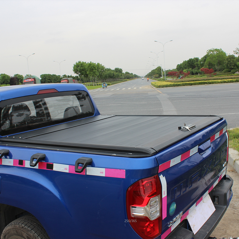 D Max Tonneau Cover