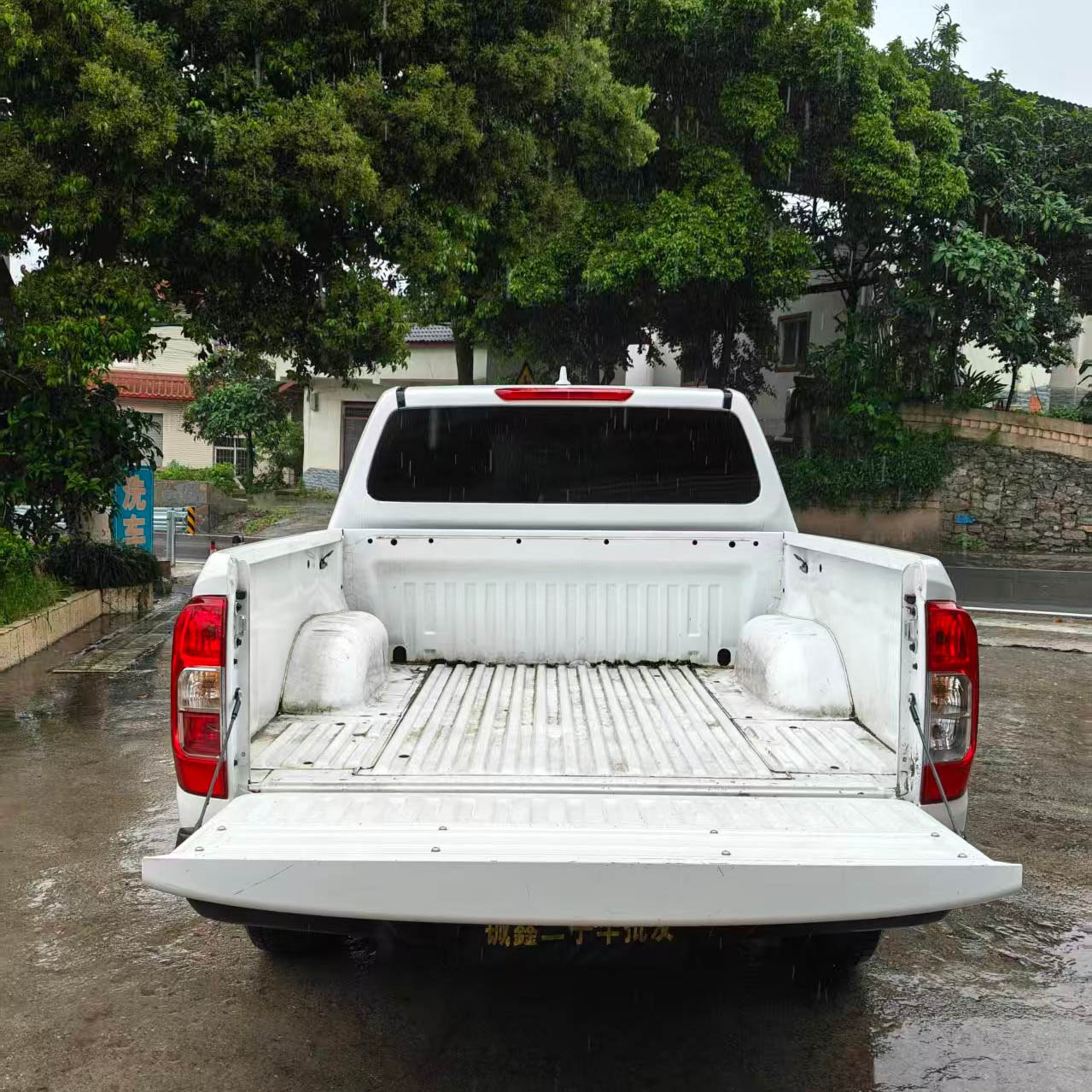 2.5L Manual 2WD Comfort Model QR25