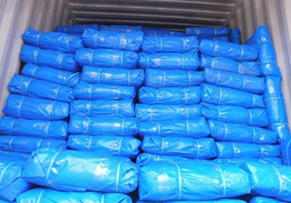 Bao bì bạt PE màu xanh Blue PE tarpaulin bale packing
