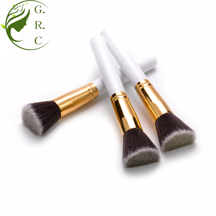 Flat Round Blend Foundation Brush Liquid