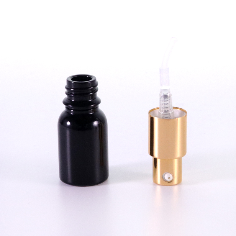 Pump head of black lotion glass bottle