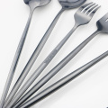 24Pcs/Set Gold Cutlery Set Knives Forks Dessert Spoons Tableware Set Stainless Steel Dinnerware Set Western Kitchen Flatware Set