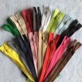 1pcs Nylon Zipper Zip Zipp 3# 12 / 15 / 20 / 25 / 30 / 35 / 40 / 45 / 50 / 55 / 60 cm Zippers For Sewing Clothes Garment Bag DIY