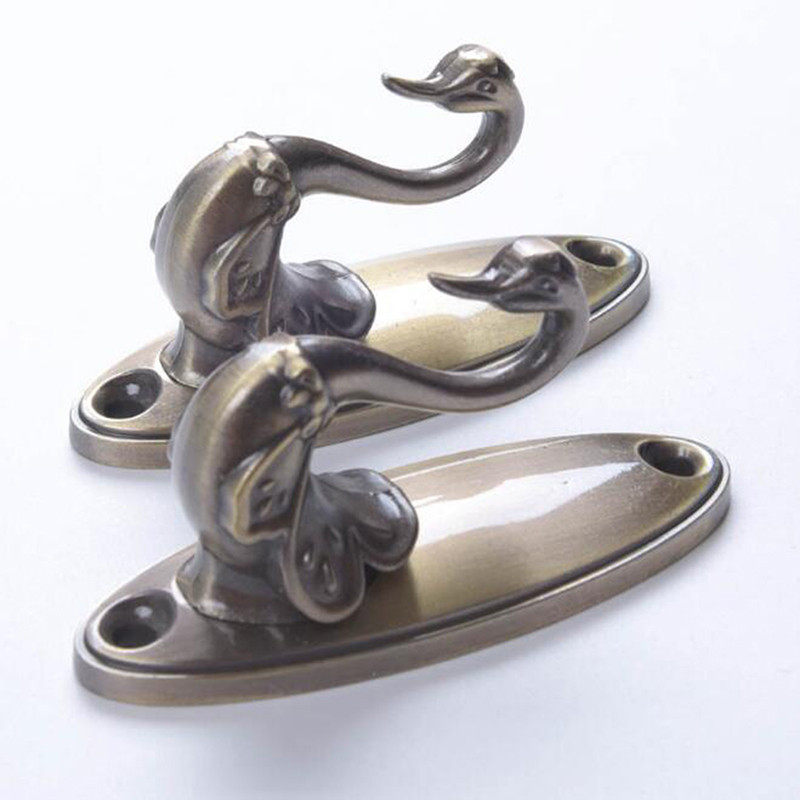 Hot Fashion Zinc Alloy Curtains Hooks Swan Patterned Curtains Accessories Golden Window Curtain Holder Metal Curtain Wall Hooks