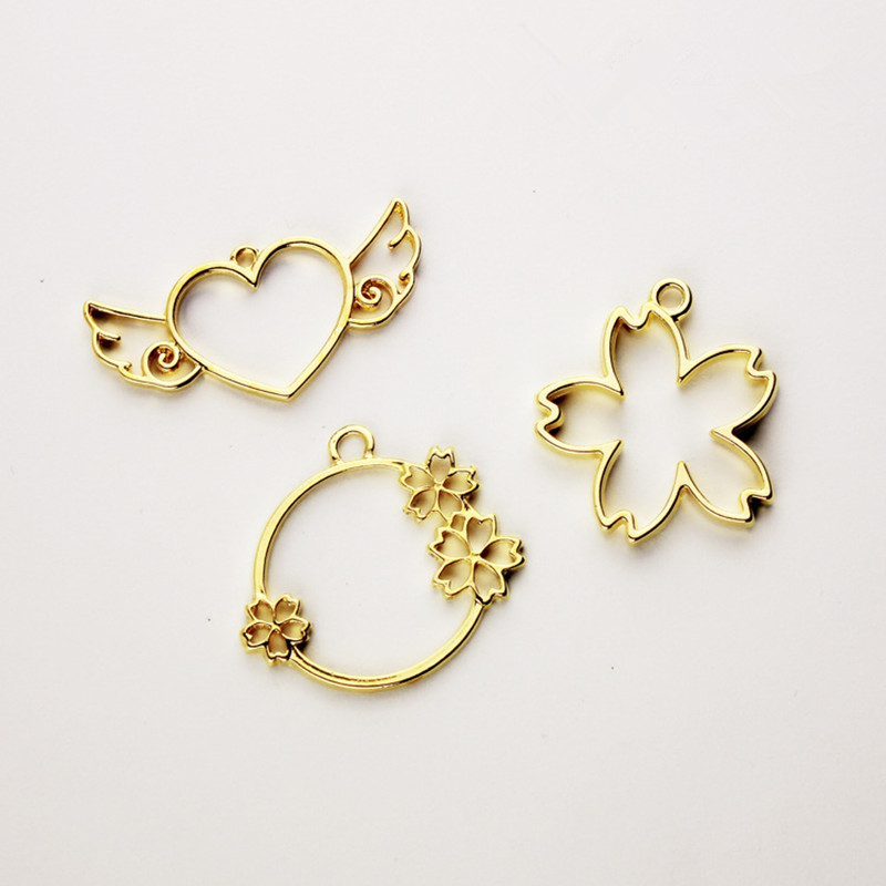 MRHUANG 10pcs/pack Flower Heart Wing Charm Bezel Metal Pendant Frame Blank Pendants Bezel Setting UV Resin Frame Jewelry DIY