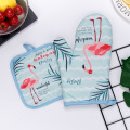 2pcs 1 Pair Fashion Flamingo Kitchen Pad Cooking Microwave Baking BBQ Oven Potholders Oven Mitts Kitchen Gloves
