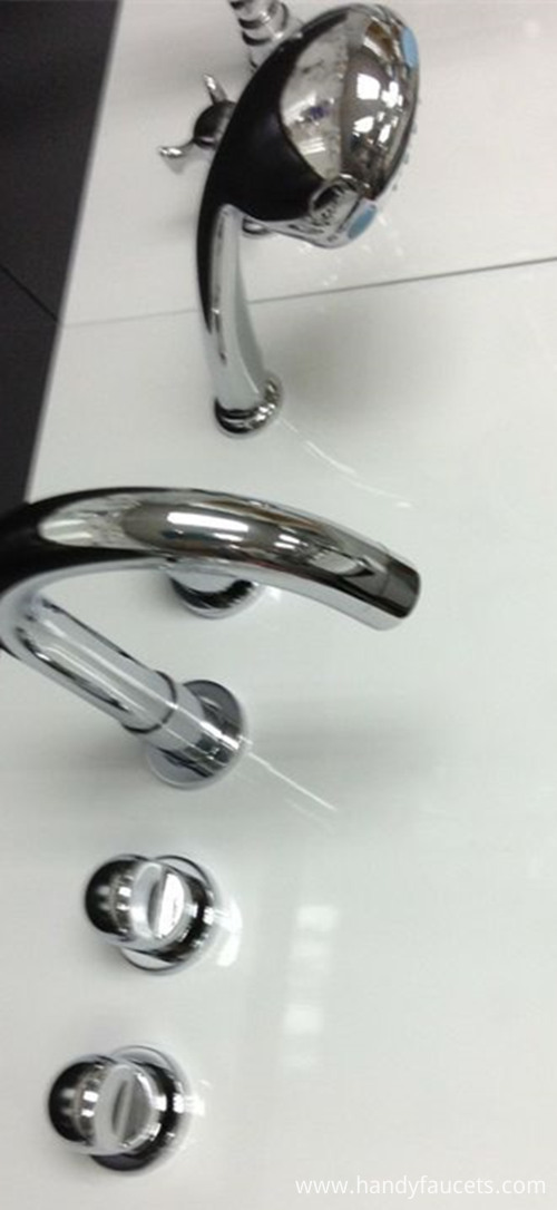 Ceramic Deck Mount Tub Faucet Brass Polished Chrome Bathtub Mixer Tap For Bathroom