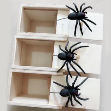 NEW Funny Scare Box Wooden Prank Spider Great Quality Prank Wooden Scarebox Interesting Play Trick Joke Toy Gift Hallowen