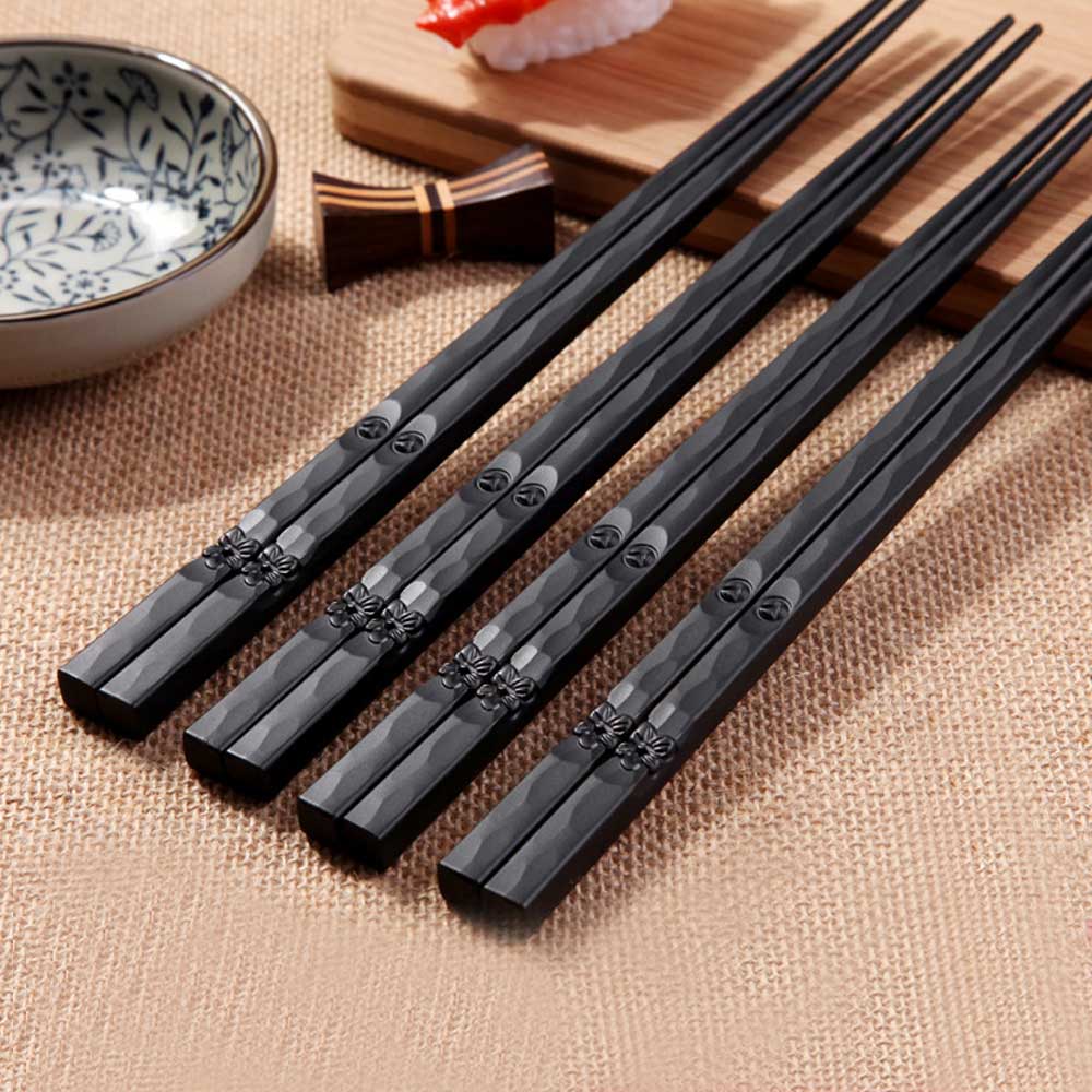 Visual Touch 4 Pairs Japanese Chopsticks Non-Slip Durable Alloy Sushi Chop Sticks Set Chinese Stick Korean Style Gift Tableware
