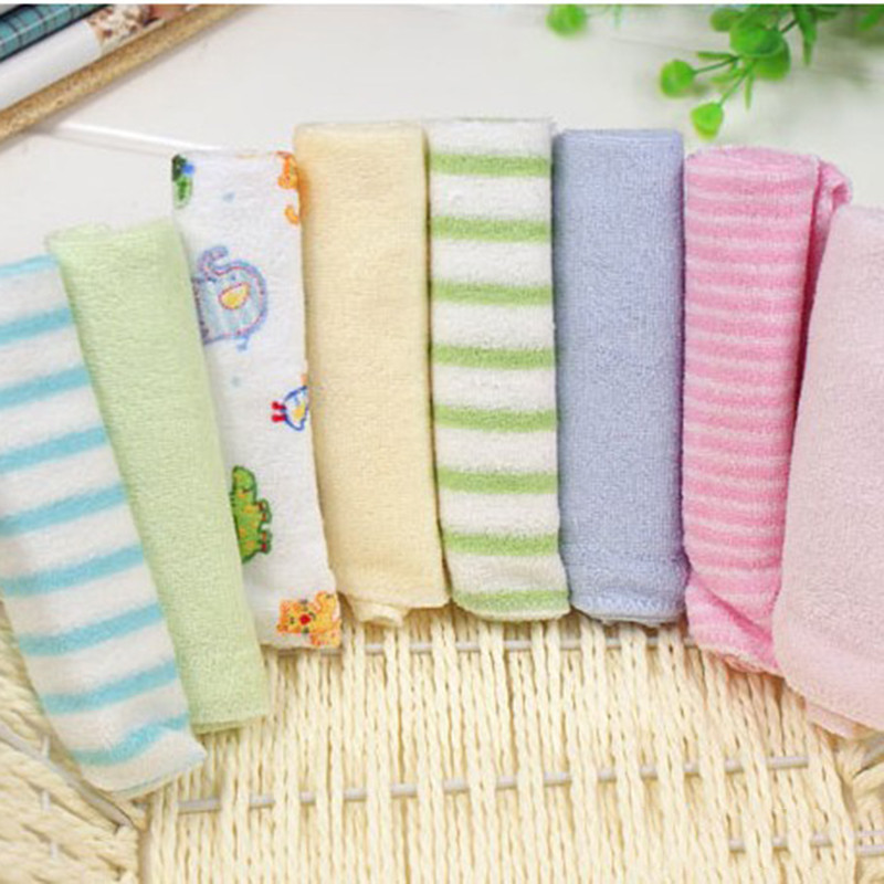 8pcs/lot Small Square Soft Cute Baby Towel Handkerchief for Infant Kid Children Feeding Bathing Face Washing Towel for Newborn