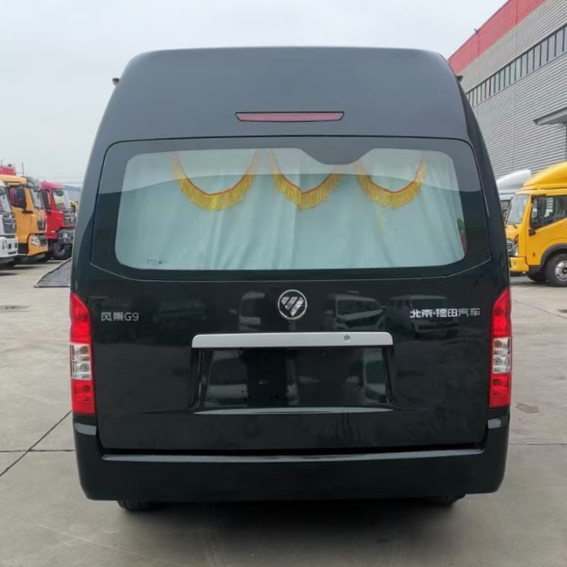 Moving coffins (2)