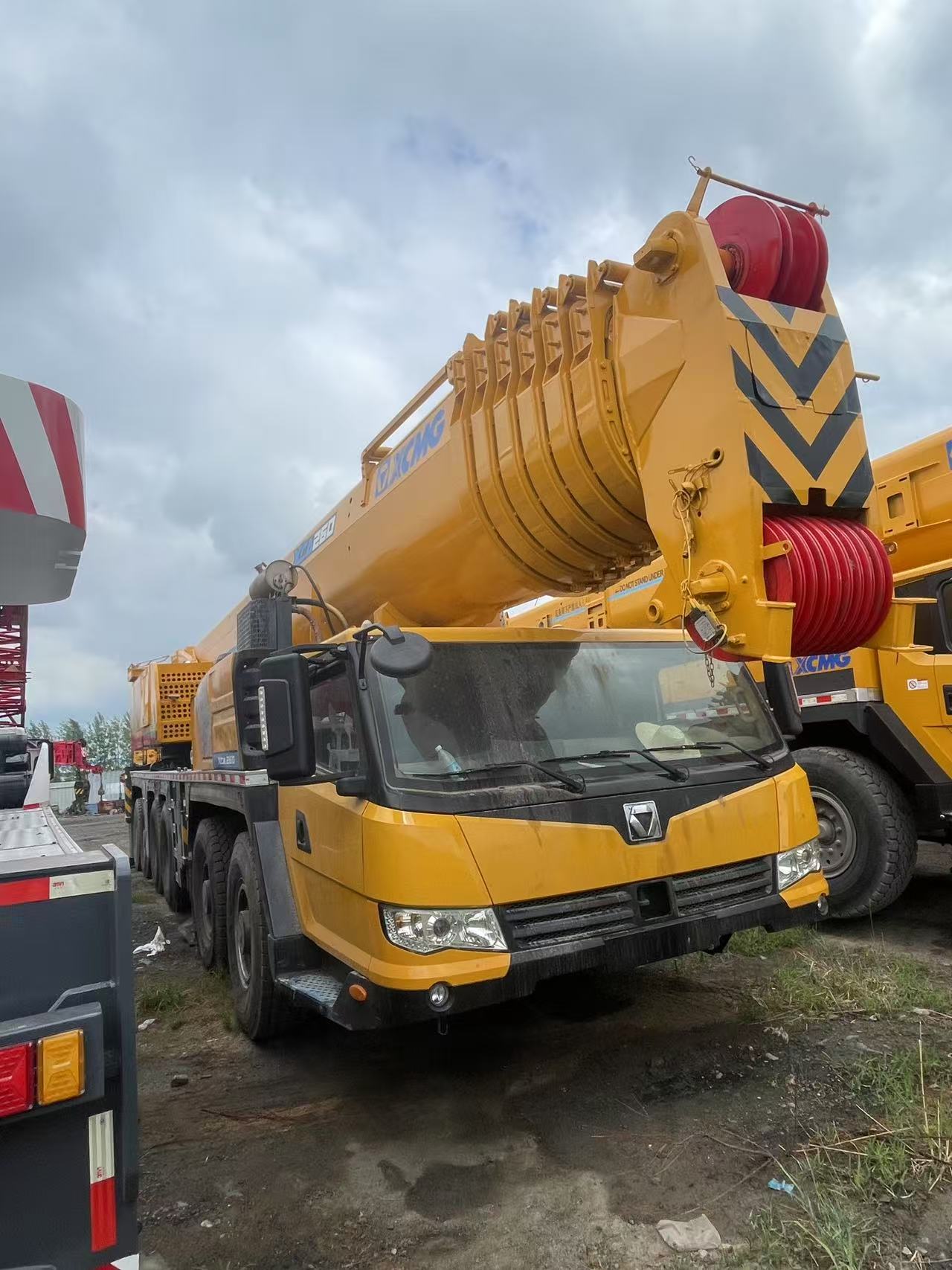 260t mobile crane