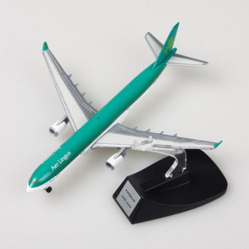 Alloy Metal Air Saudi Arabian B747 Airlines Airplane Model Ireland 330 Airways Plane Model Stand Aircraft Kids Gifts 1