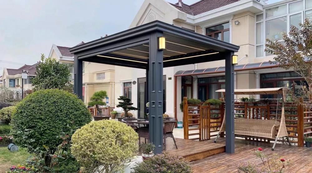 Louvered Gazebo (122)