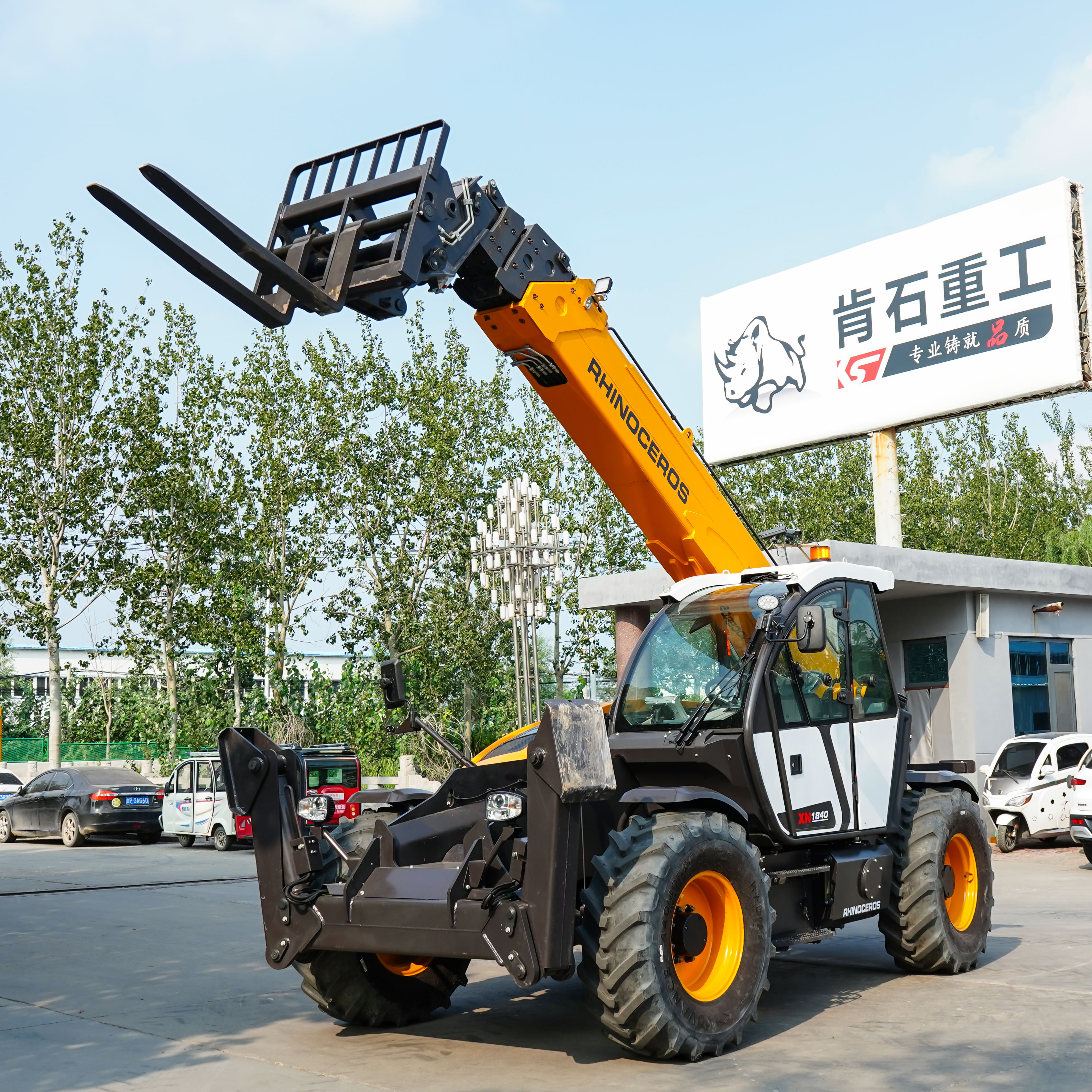 high-lift fork loader Rhinoceros 18m telehandler