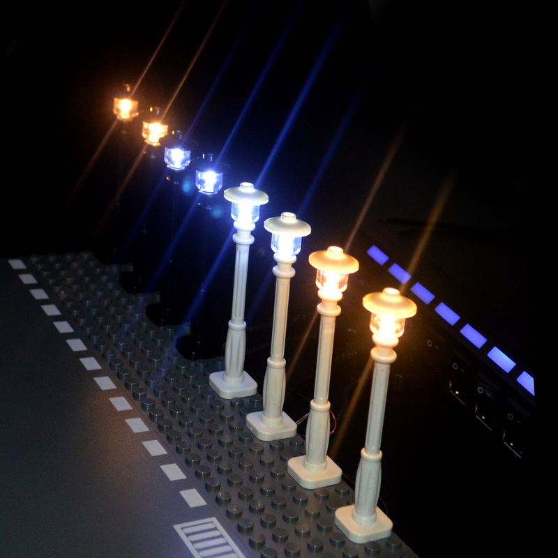 City Street Mini Model Light LED Lamps 7 Ports LED USB Light-Emitting Classic Brick Compatible All Brands Light Building Blocks