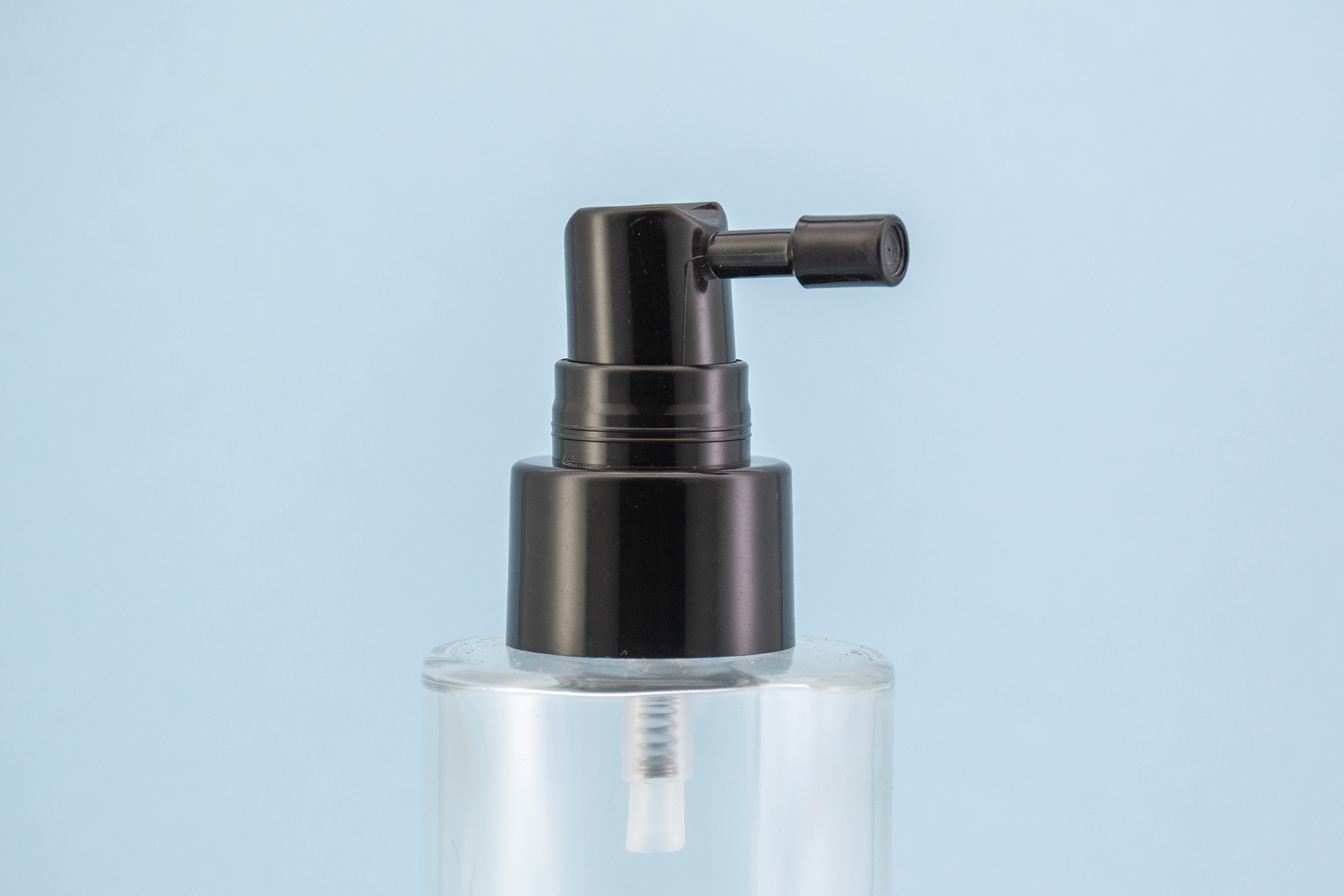 24/410 black smooth long nozzle sprayer with extender and ship clip