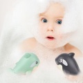 Summer Cute Wind Up Clockwork Water Spray Whale Baby Swimming Play Game Bath Toy Bathroom Play Animals Bath Figure Toy