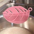 Kitchen Tool Snap-on Leaf Shape Drain Board Retaining Rice Vegetable Noodle Plastic Filter Block Rice Cleaning Strainer Gadgets