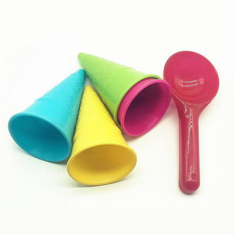 10pcs Plastic Beach Toys Seaside Sand Ice Cream Cones and Scoop Outdoor Toys for Children Kids (Random Color)