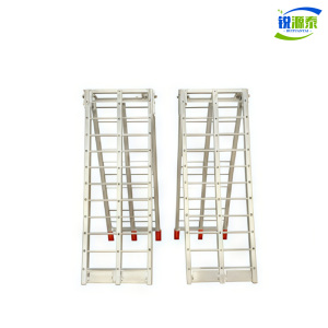 Customizable Foldable Aluminum Vehicle Ramp for Farm Use
