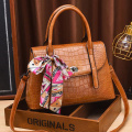 https://www.bossgoo.com/product-detail/fashion-women-handbag-pu-handbag-for-61983238.html