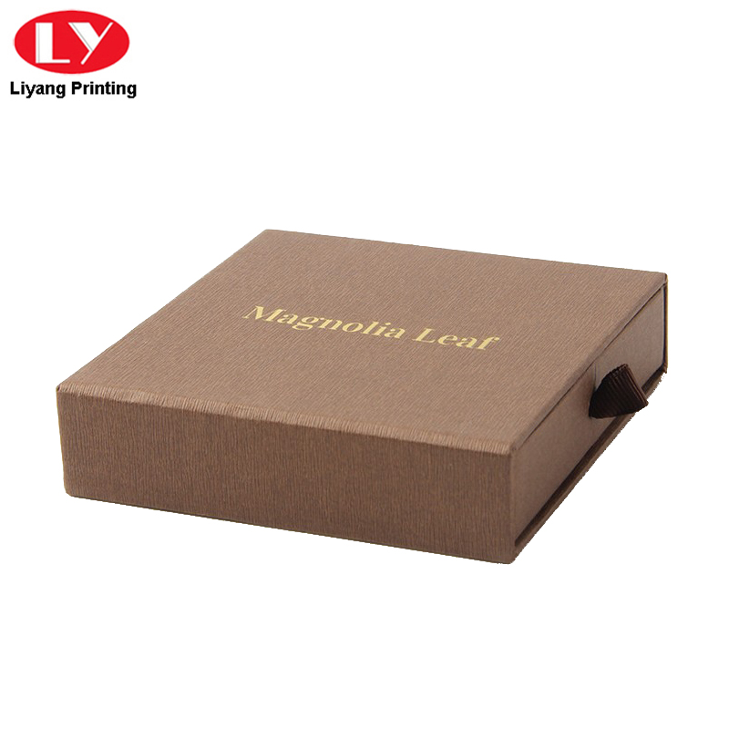 Box Brown Jpg