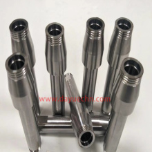 Customized precision collapsible mandrel insert core nails