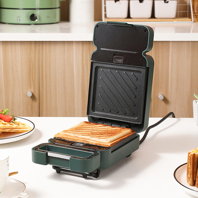 Electric Sandwich Maker Timed Waffle Maker Toaster Baking Multicooker Breakfast Machine Sandwichera Baking Cake 600W