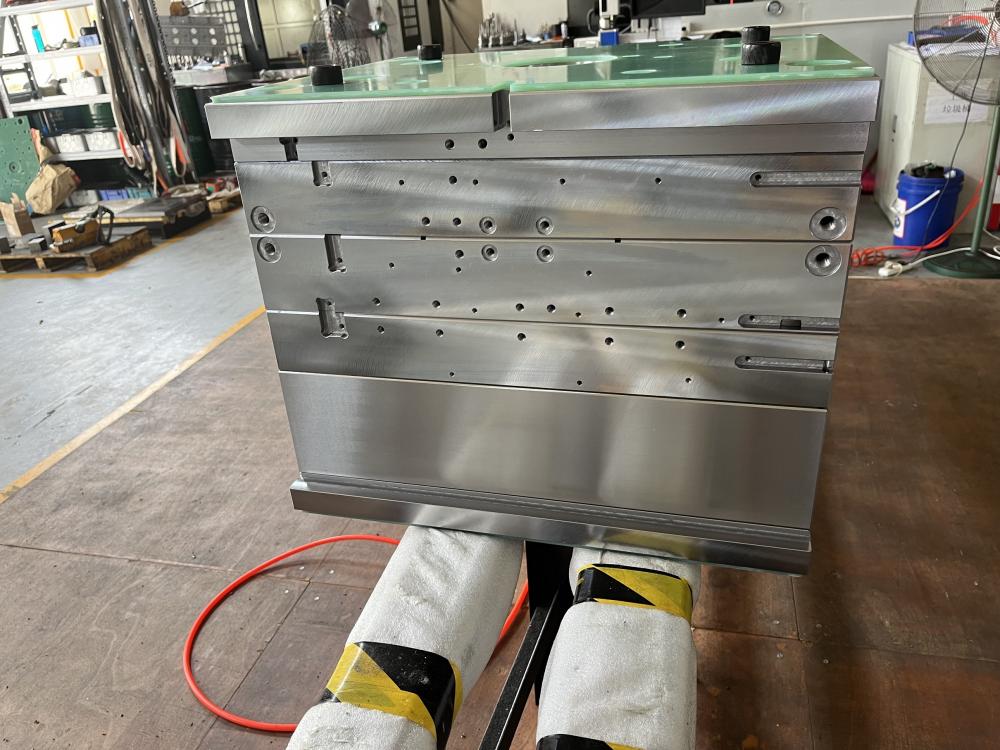 Customized Plastic Mold Base 5