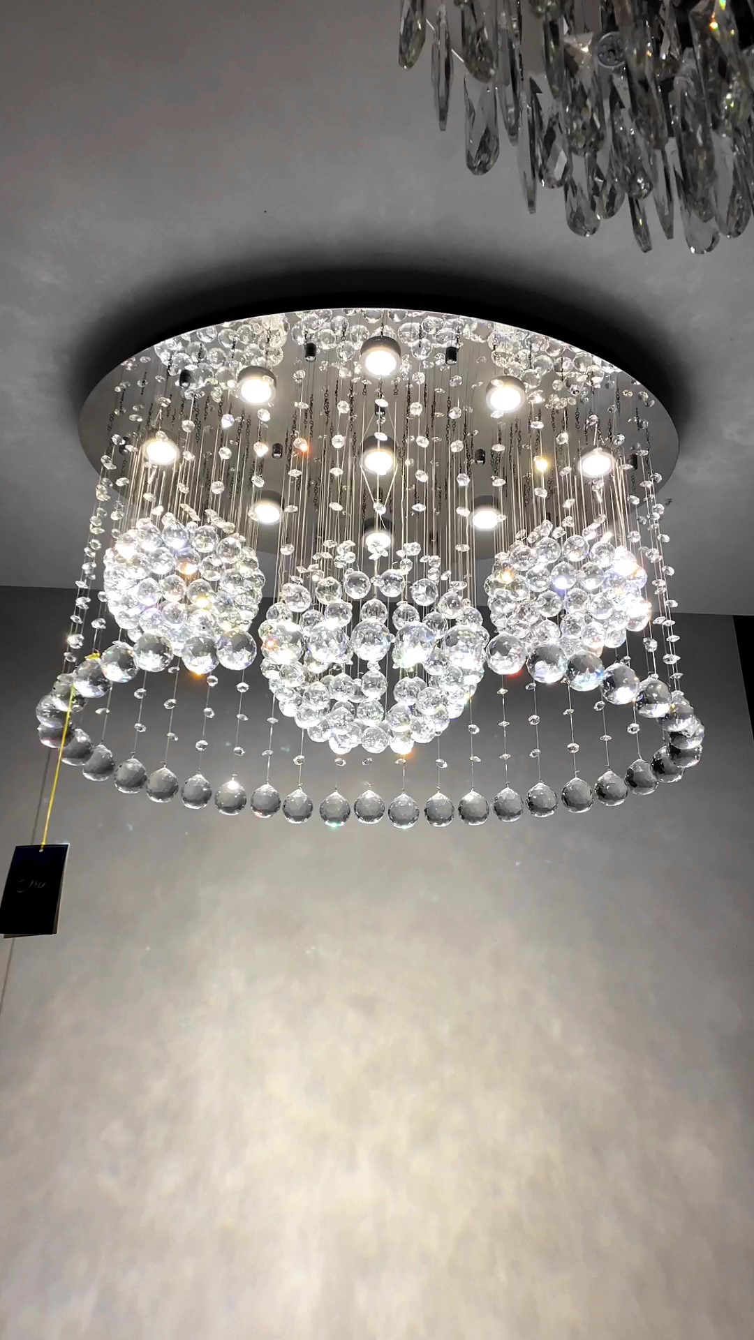 beaded chandelier_Moment