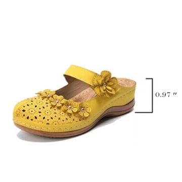 Loozykit Women Flat Sandals Hollow Out Retro Flower Round Toe Ladies Shoes Plus Size Super Soft Female Buckle Slippers