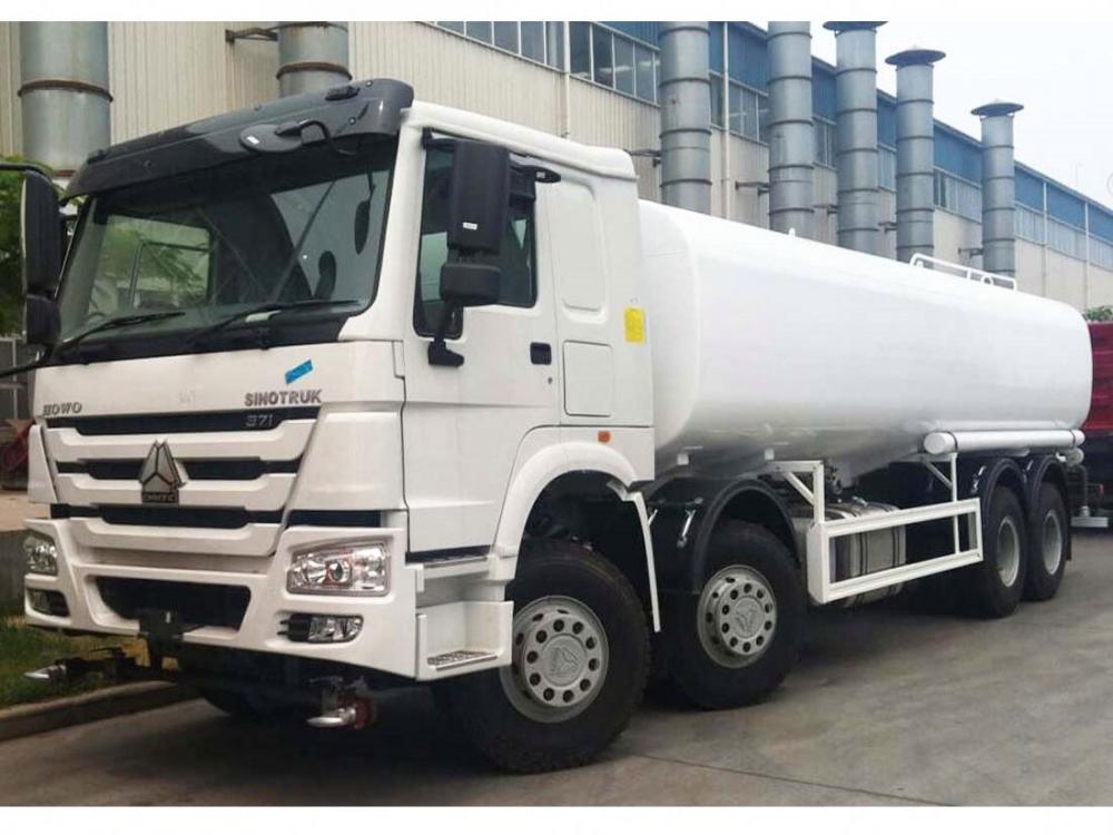 Sinotruk Howo Driving Type 20CBM Water Spinkler Truck